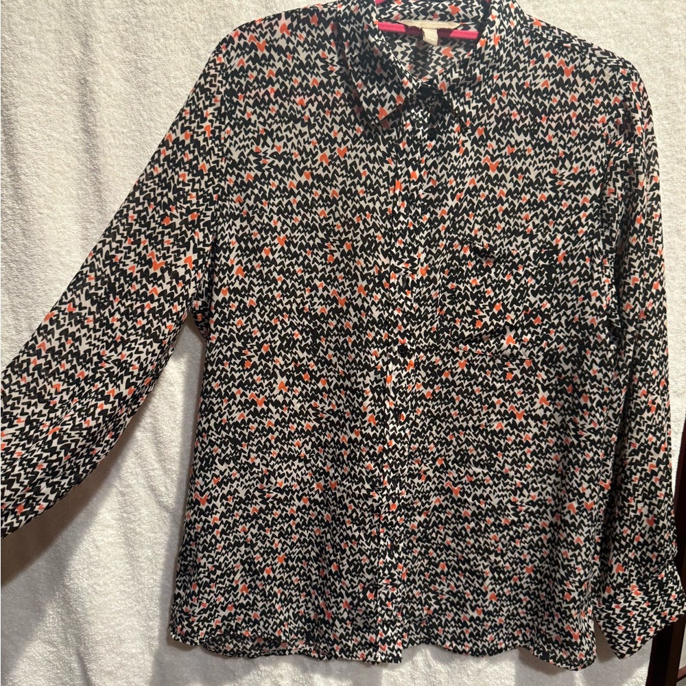 Heart-felt button-up blouse